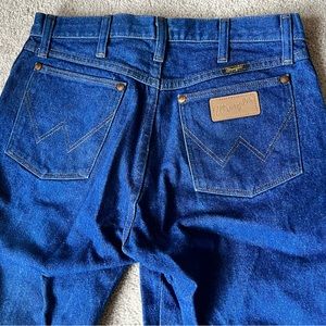 LAST CHANCE BEFORE DONATE: Wrangler 13MWZ original cowboy blue cut jeans